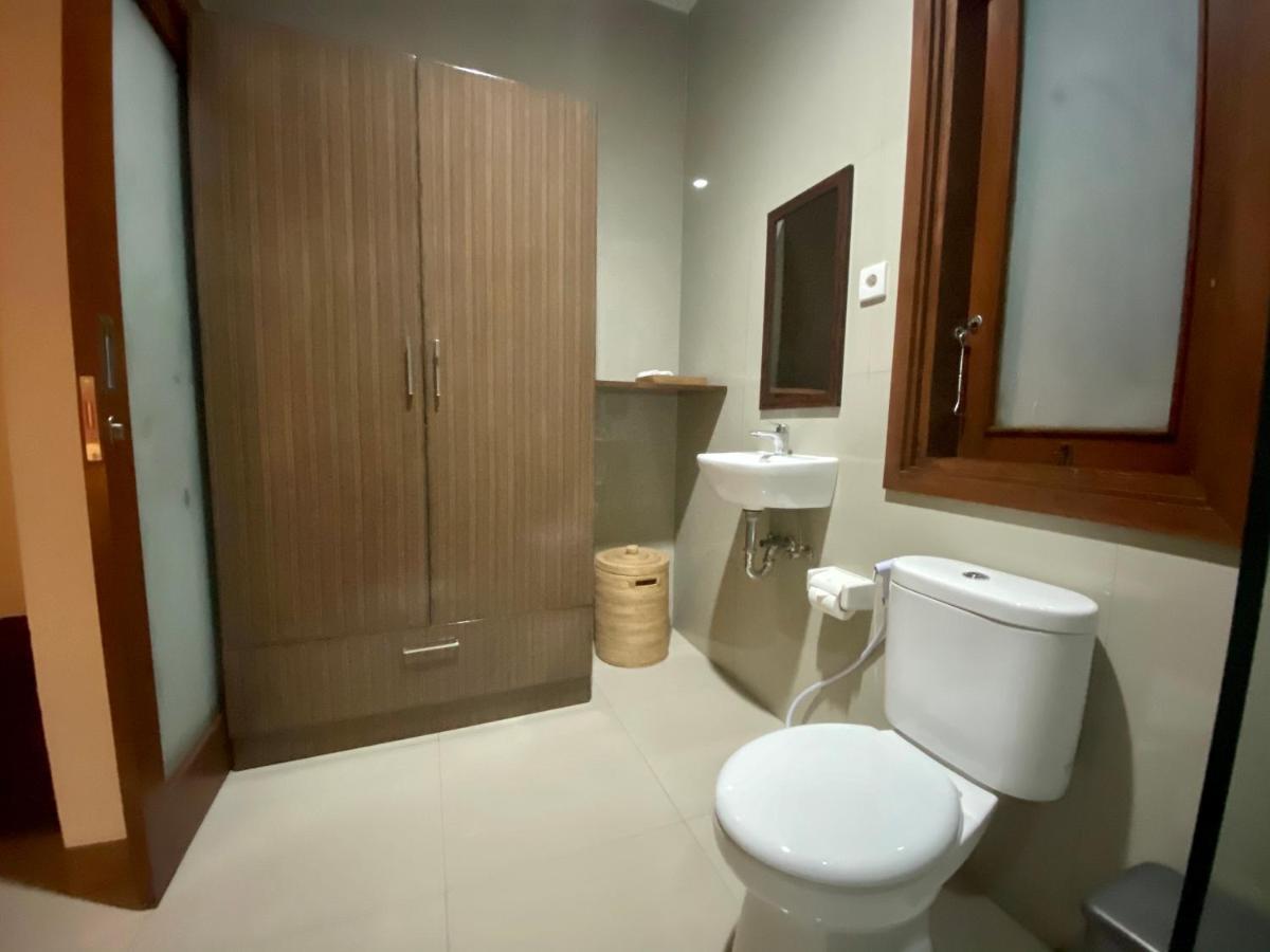 Hotel Dikubu Belong Seminyak Zewnętrze zdjęcie